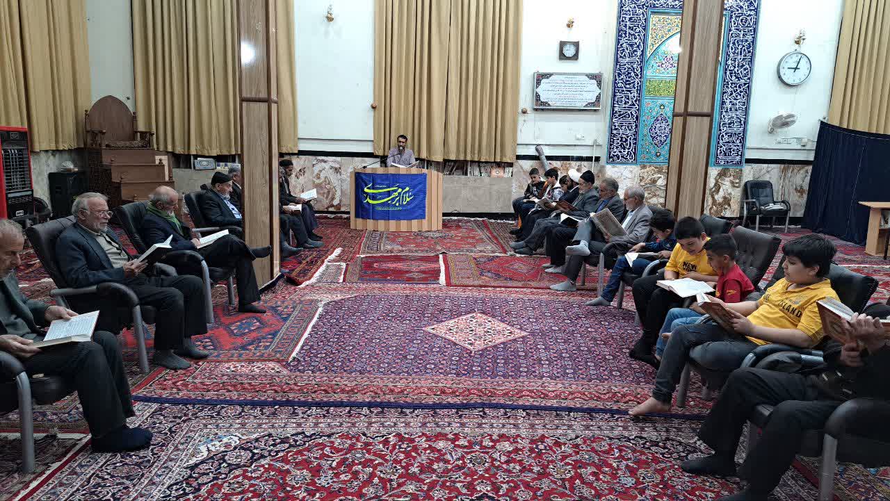 طرح زندگی با آیه های قرآنی در سراسر گلپایگان اجراشد طرح زندگی با آیه های قرآنی در سراسر گلپایگان اجراشد